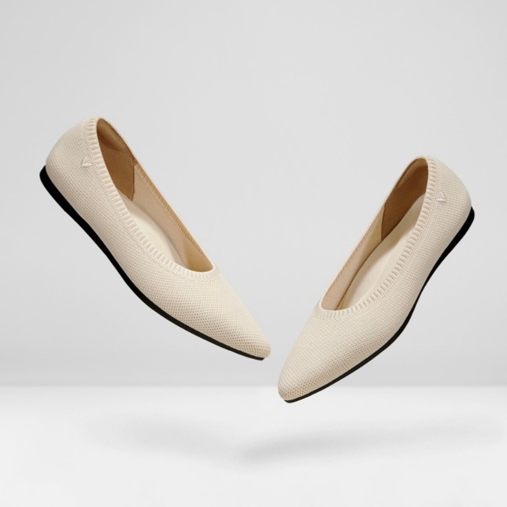 Vivaia Pointed-Toe Ballet Flats Aria 5 Degrees Classic Cream Ivory Size 38